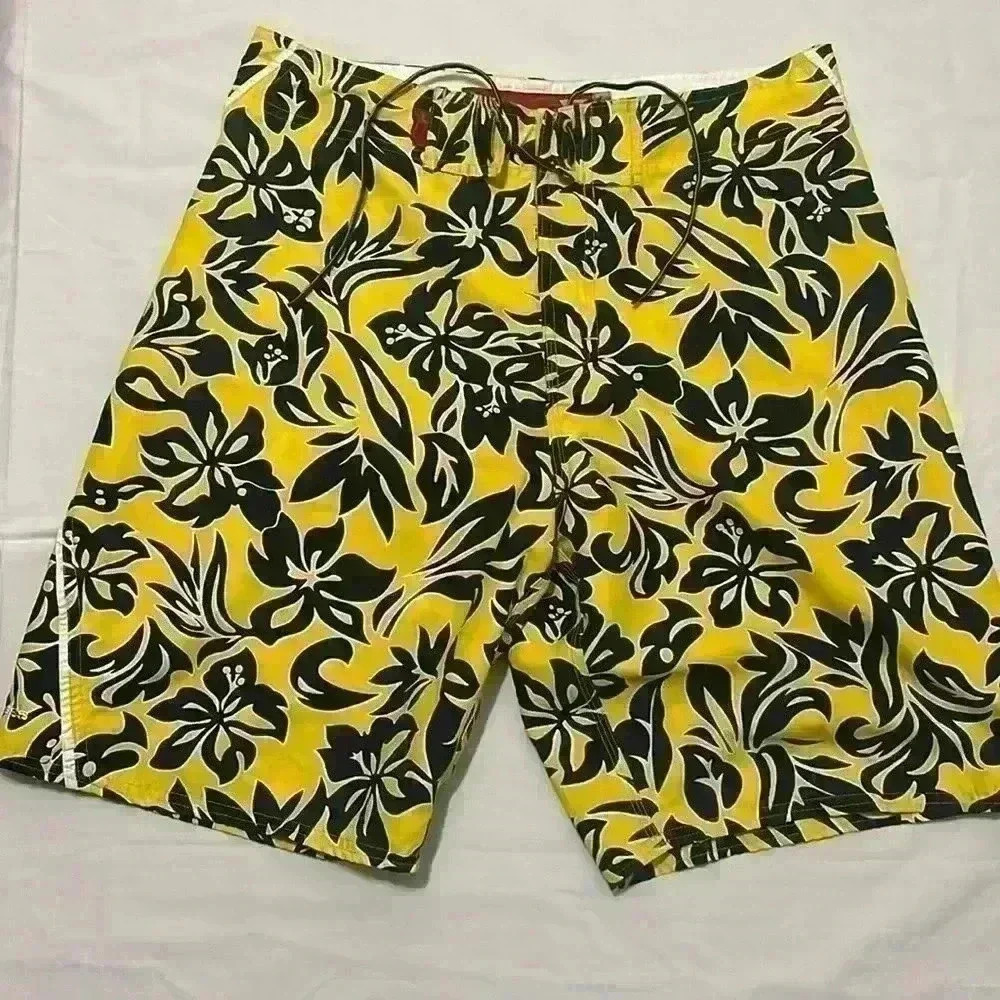 Guess vintage floral print swim trunk shorts mens size 34 color yellow black